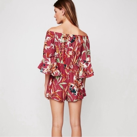 NWT Express Romper Floral Hawaiian Resort Beach Tropical Off Shoulder Size XL - Picture 9 of 9